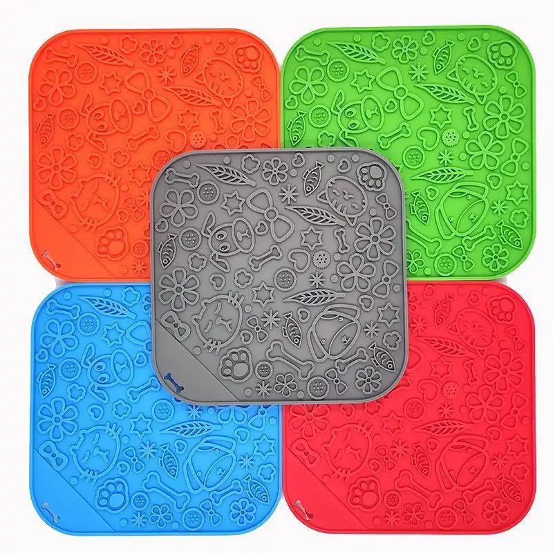 Lick Mats for Dogs - malibudjango